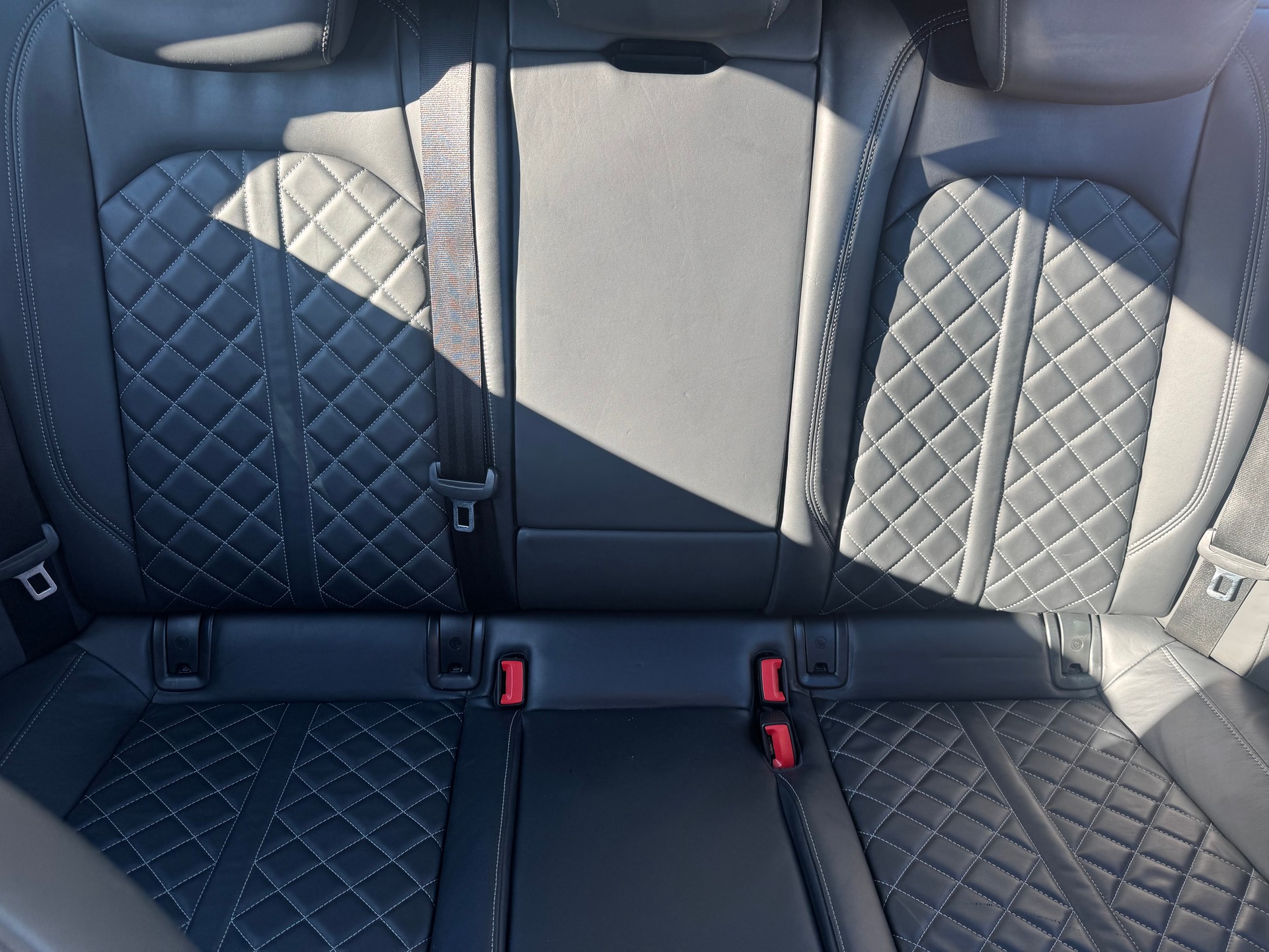AUDI S4 Avant 3.0 TFSI quattro tiptronic-image-10