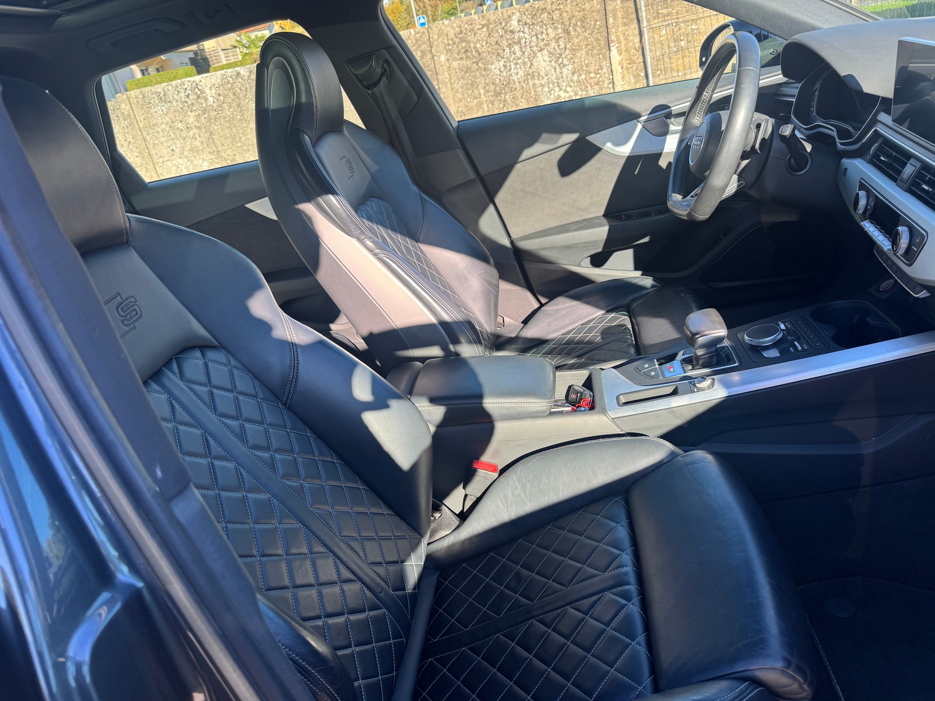 AUDI S4 Avant 3.0 TFSI quattro tiptronic-image-9