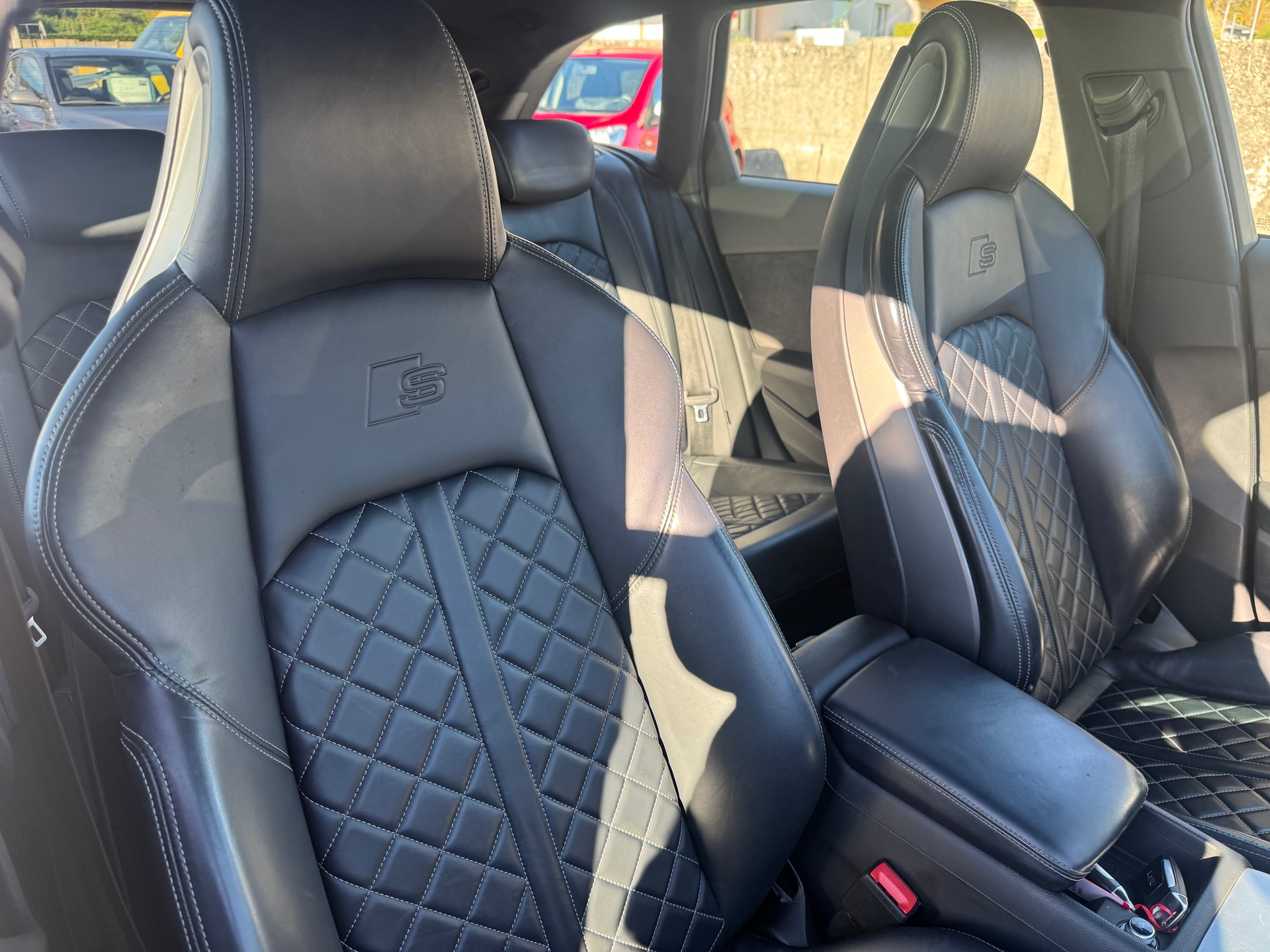 AUDI S4 Avant 3.0 TFSI quattro tiptronic-image-11
