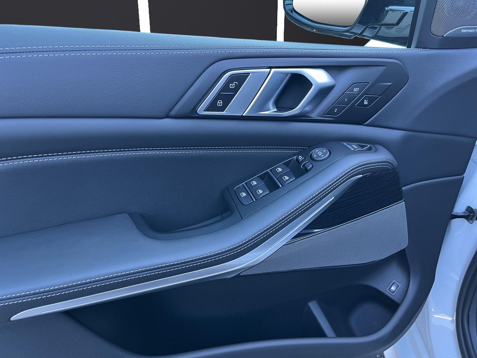 BMW X5 50e xDrive SAG-image-10