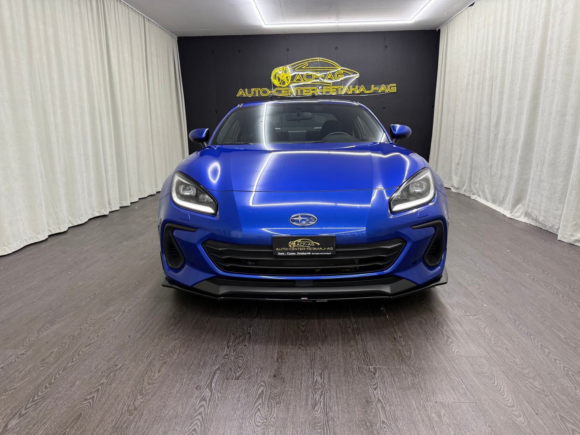 SUBARU BRZ 2.4 STI Line Plus Automat-showroom-element-1