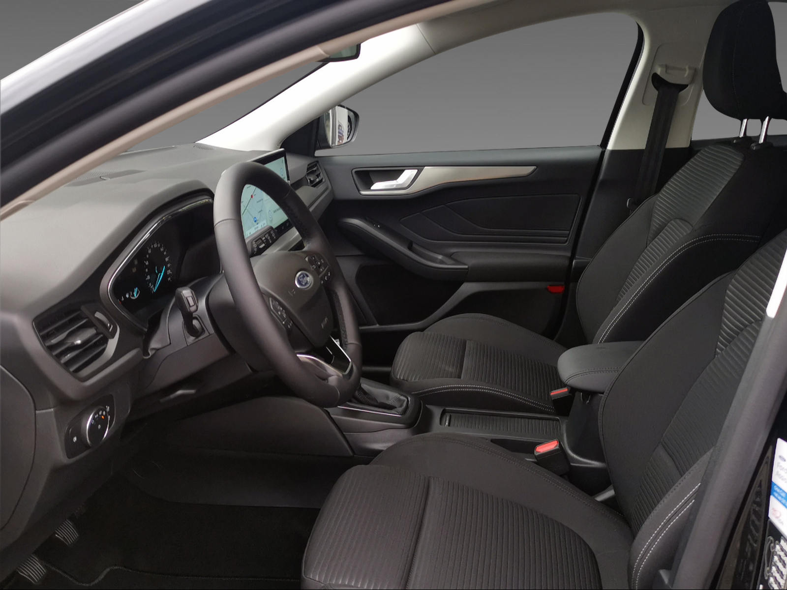 FORD Focus Station Wagon 1.0i EcoB Hybrid 125 Titanium Edition-image-5