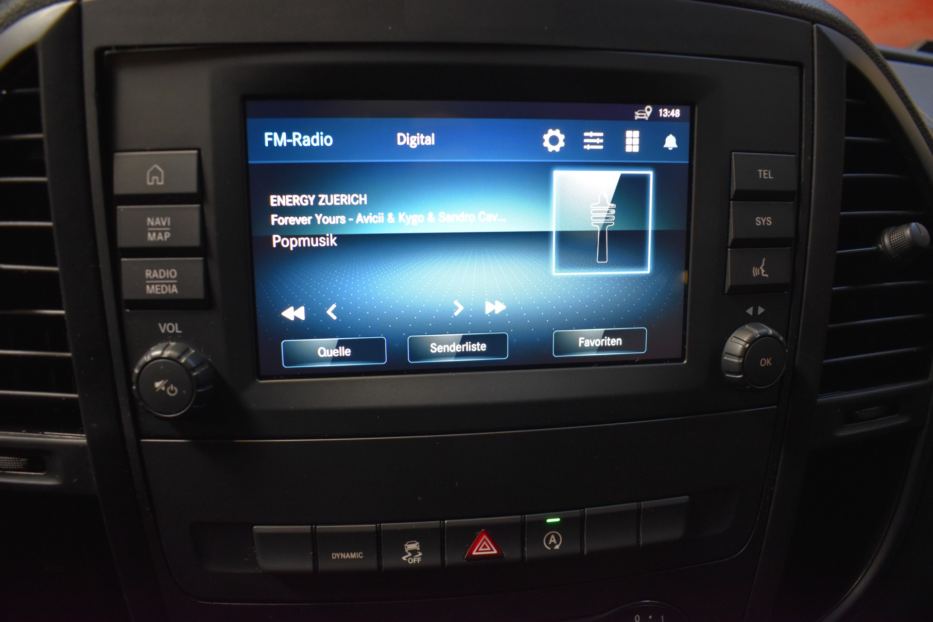 MERCEDES-BENZ Vito 114 CDI Lang 9G-Tronic Base - New Engine - Facelift Model 2022-image-14