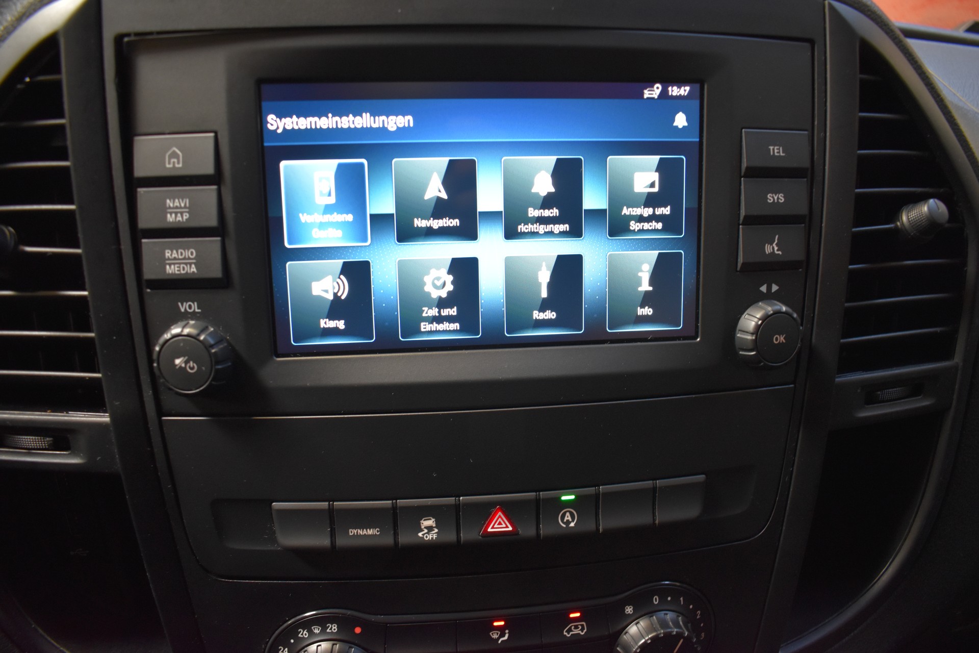 MERCEDES-BENZ Vito 114 CDI Lang 9G-Tronic Base - New Engine - Facelift Model 2022-image-12