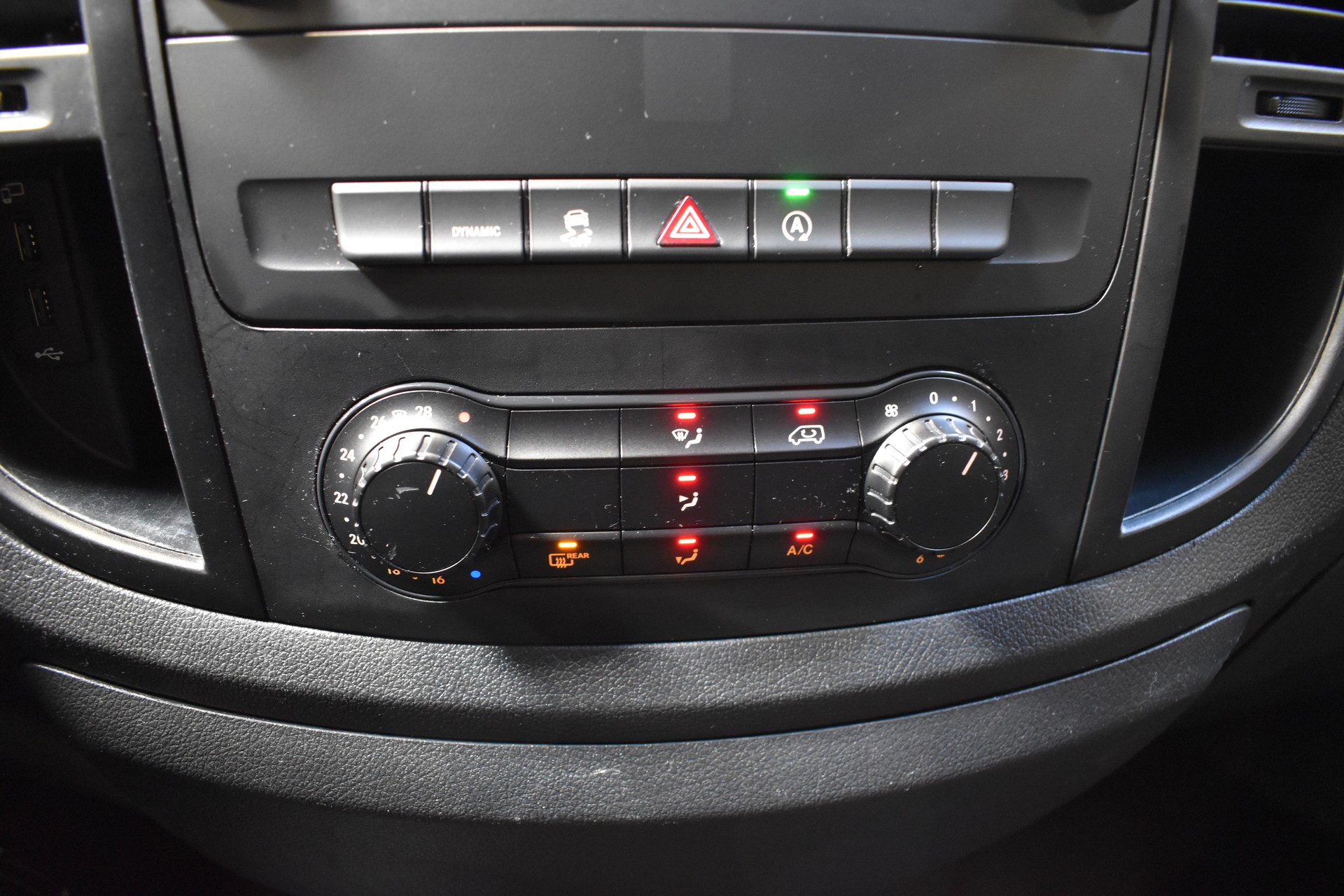 MERCEDES-BENZ Vito 114 CDI Lang 9G-Tronic Base - New Engine - Facelift Model 2022-image-20