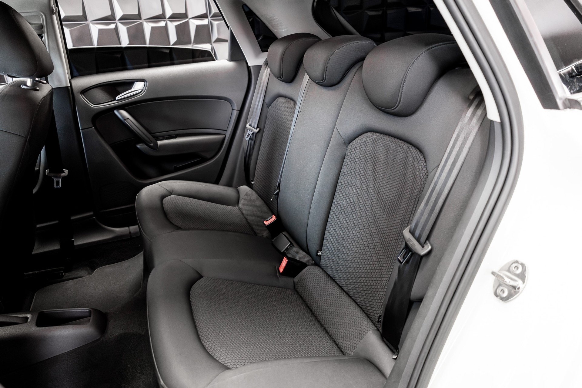 AUDI A1 Sportback 1.2 TFSI Ambition-image-15