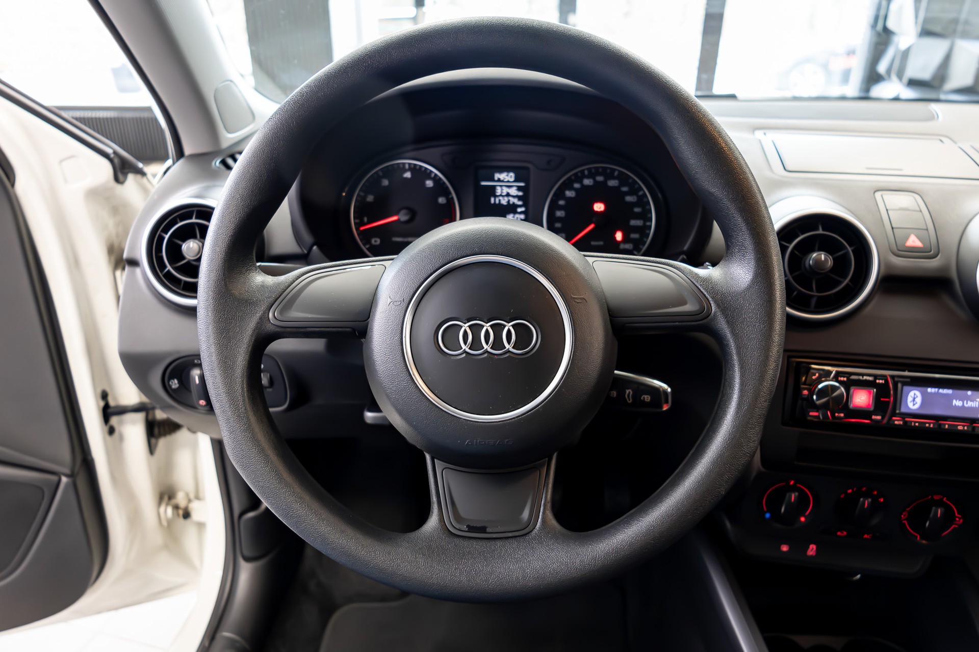 AUDI A1 Sportback 1.2 TFSI Ambition-image-7
