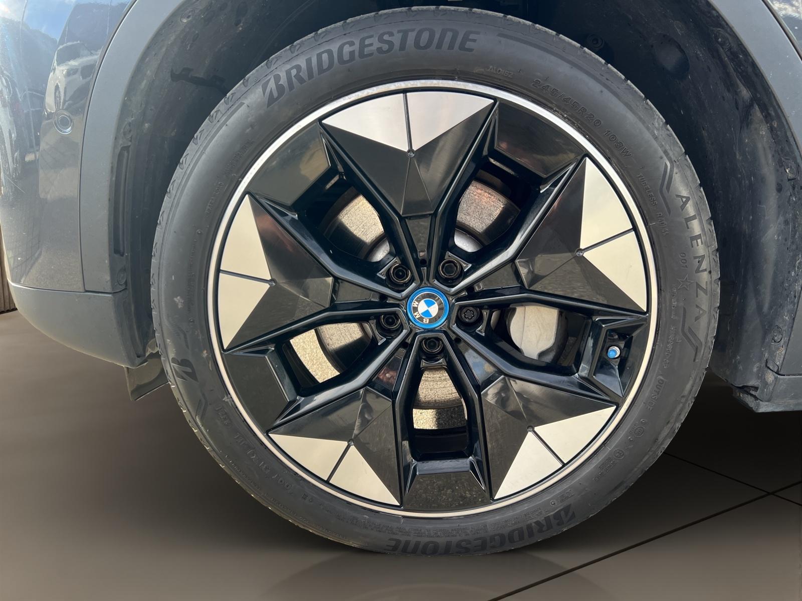 BMW iX3 Impressive (CH)-image-9