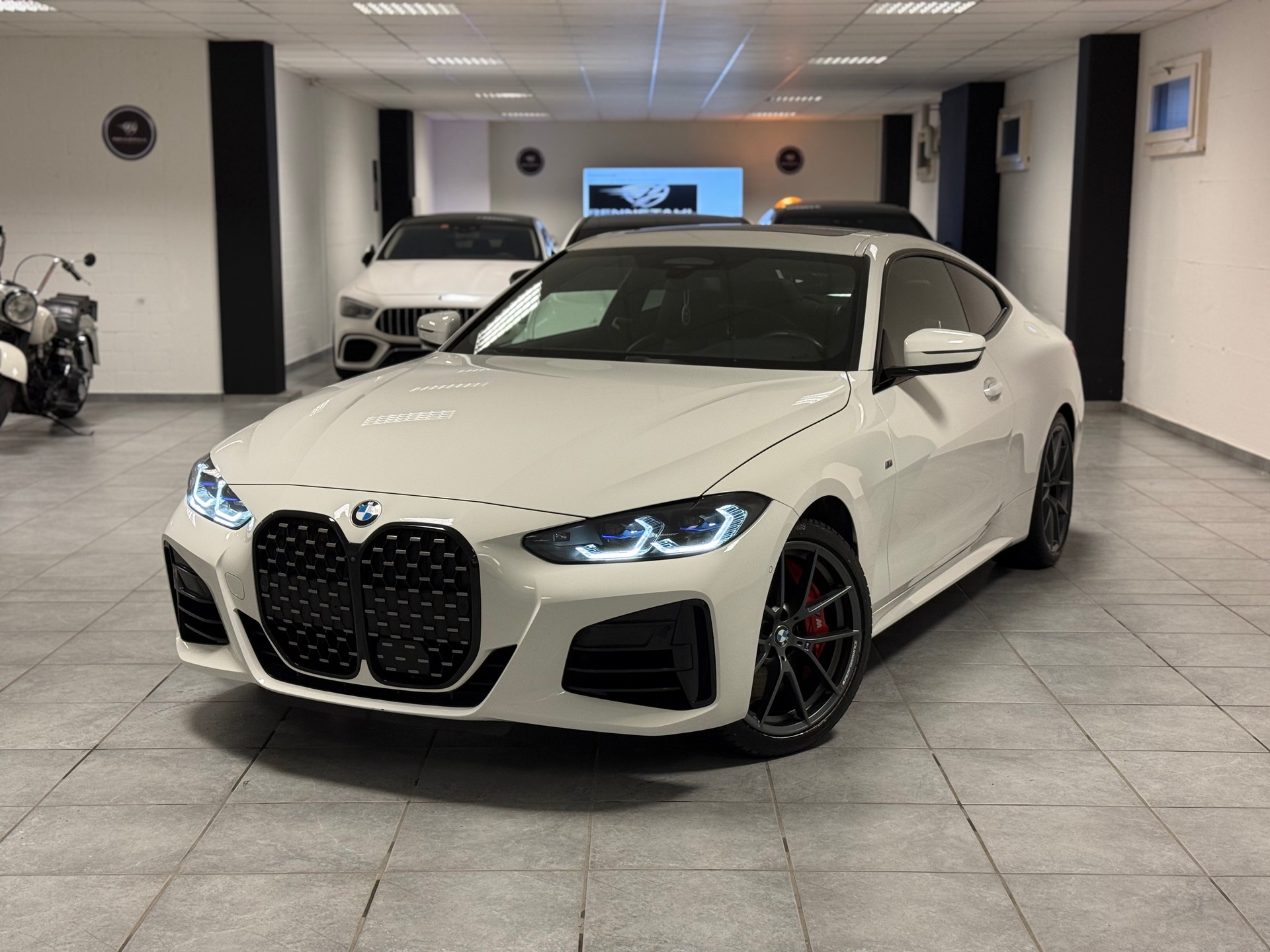 BMW M440i xDrive 48V Coupé M Sport PRO Steptronic-showroom-element-1