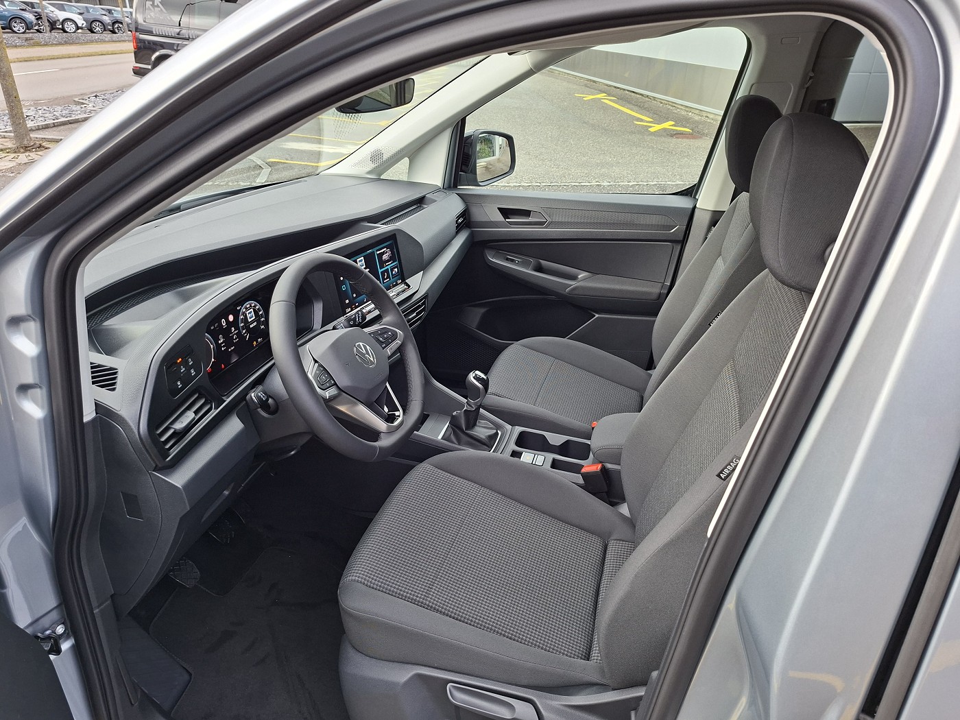 VW Caddy 2.0 TDI Liberty 4Motion-image-8