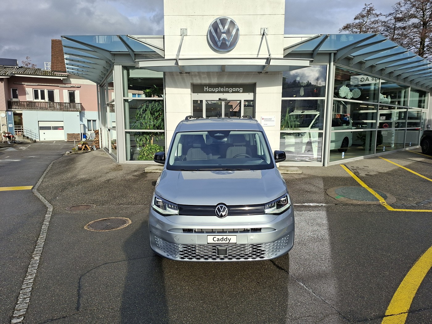 VW Caddy 2.0 TDI Liberty 4Motion-image-1