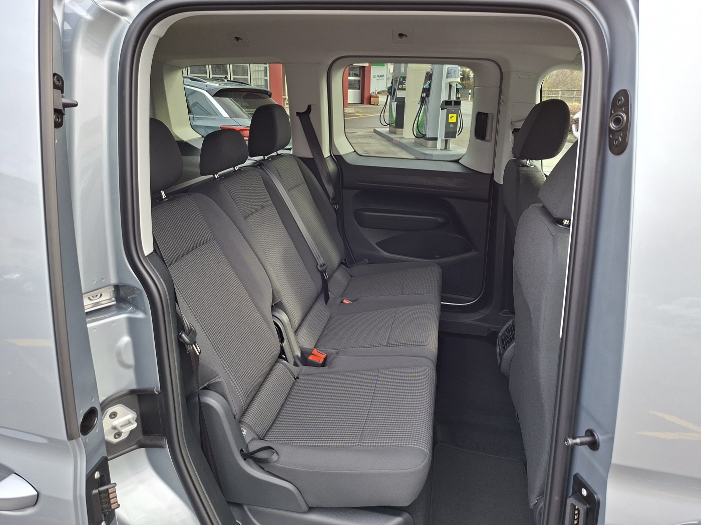 VW Caddy 2.0 TDI Liberty 4Motion-image-16