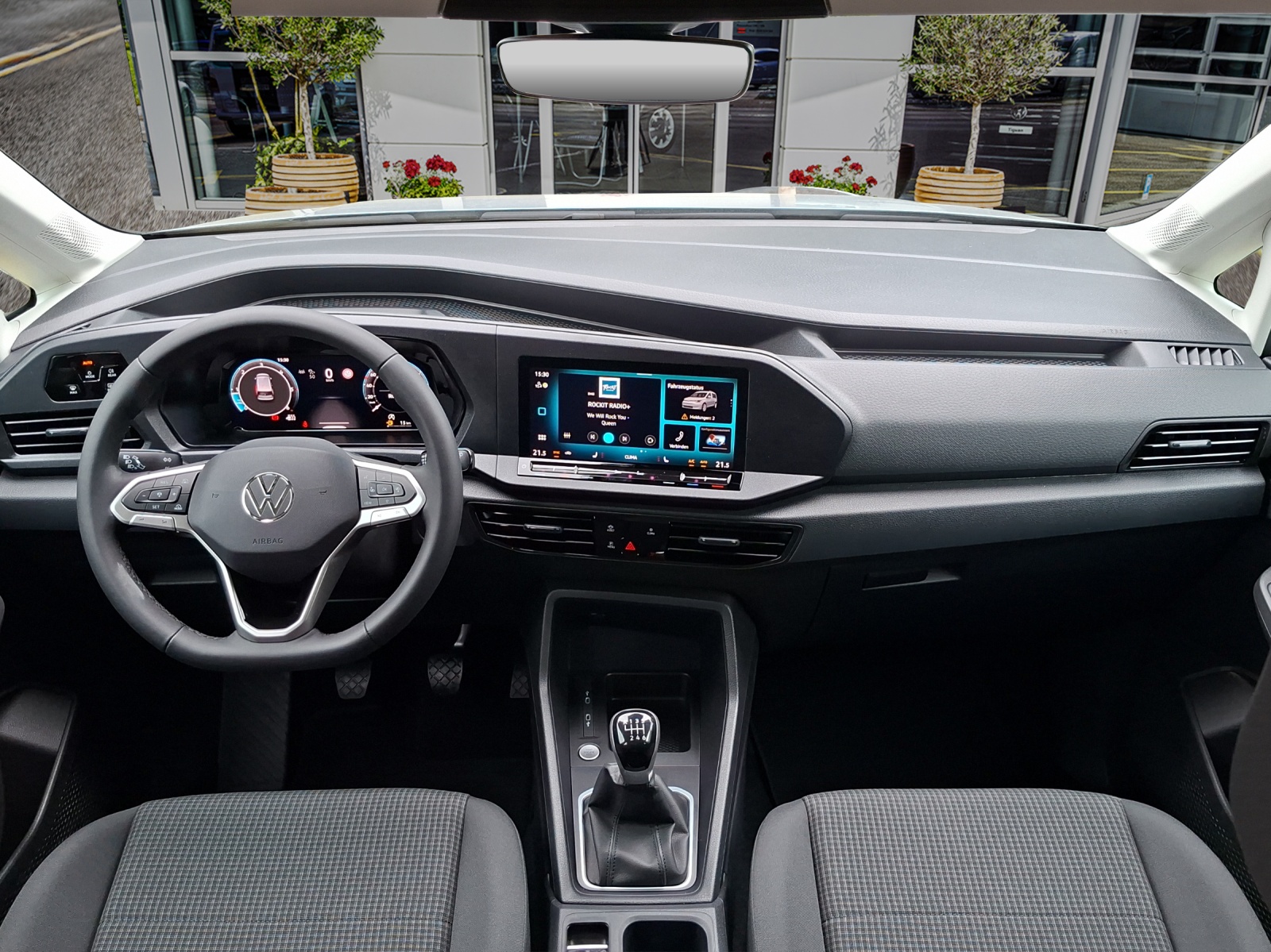 VW Caddy 2.0 TDI Liberty 4Motion-image-18