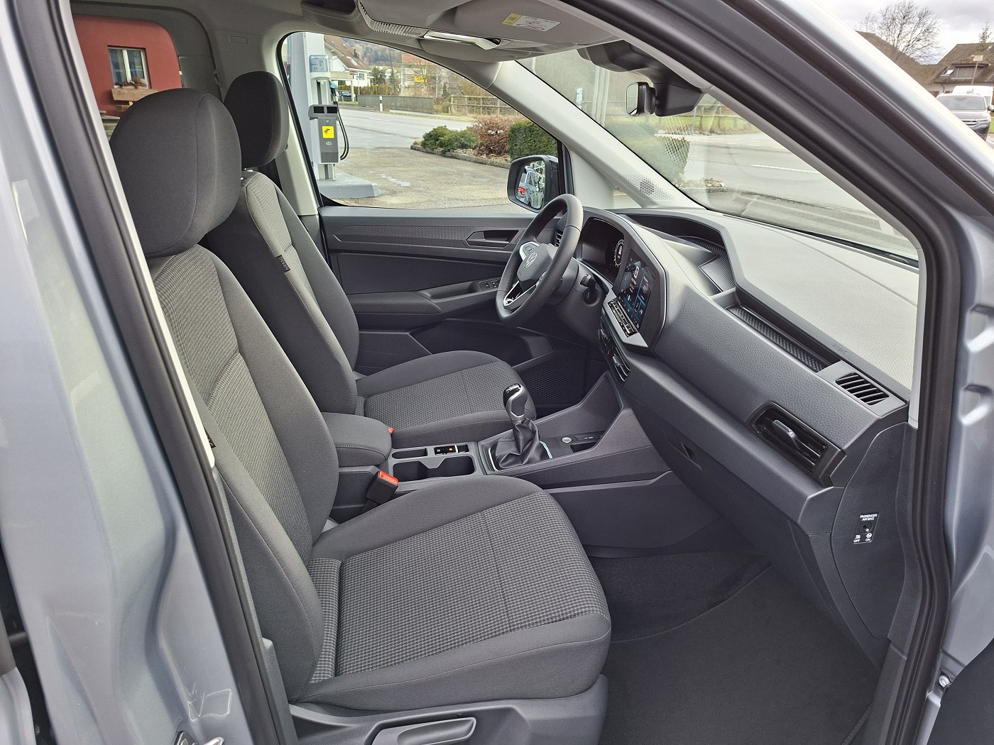 VW Caddy 2.0 TDI Liberty 4Motion-image-14