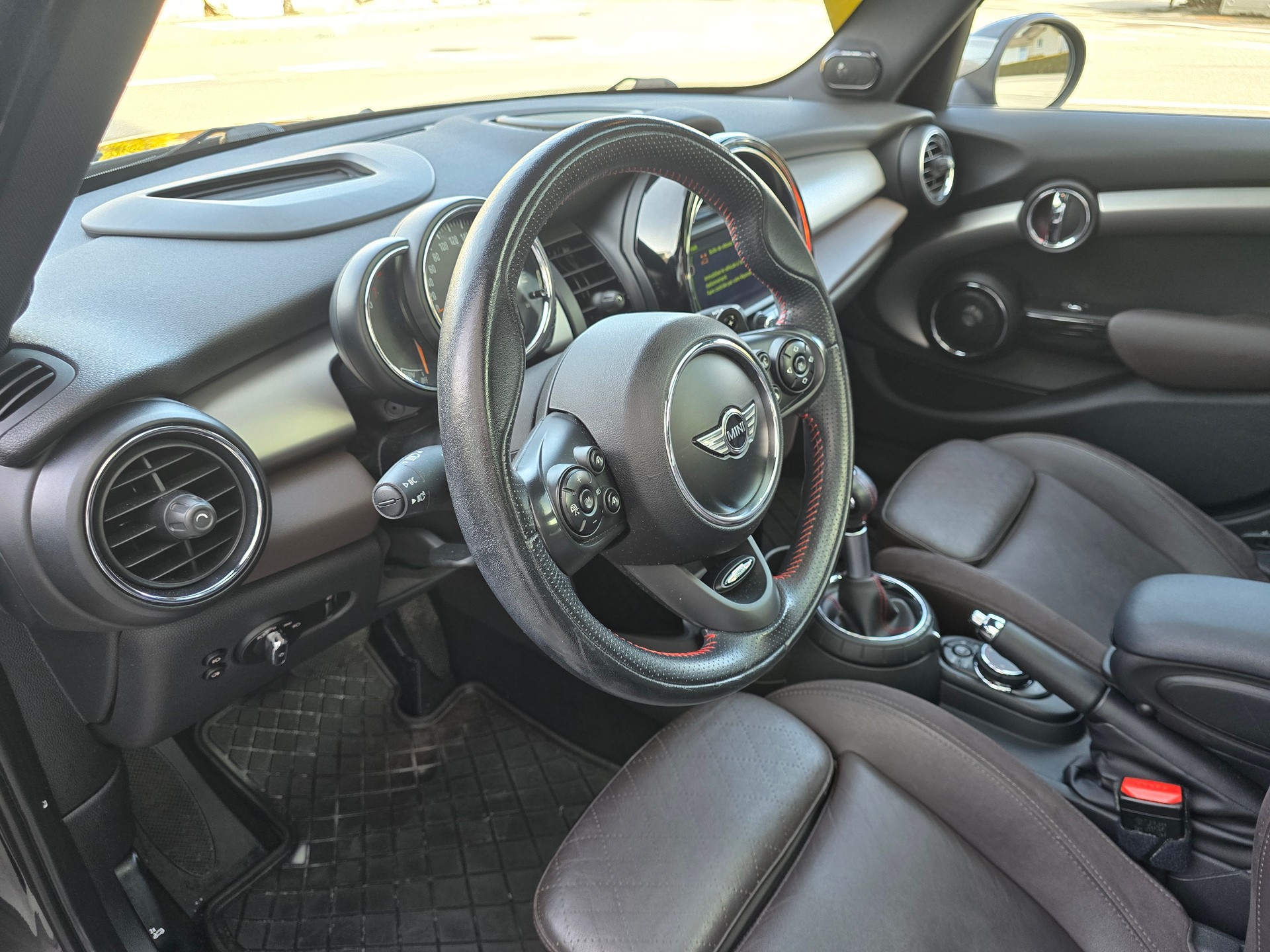 MINI Cooper S Steptronic-image-10