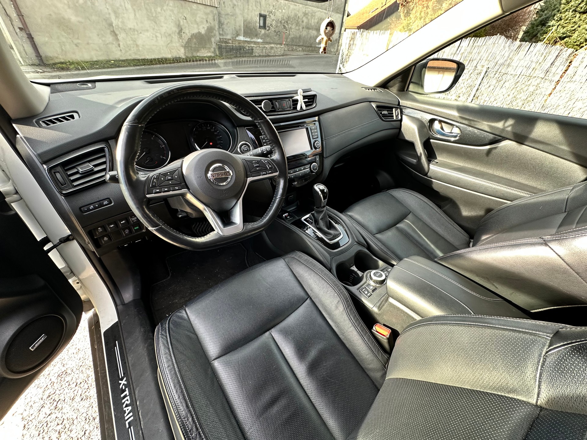 NISSAN X-Trail 2.0 dCi tekna Xtronic CVT ALL-MODE 4x4-image-4