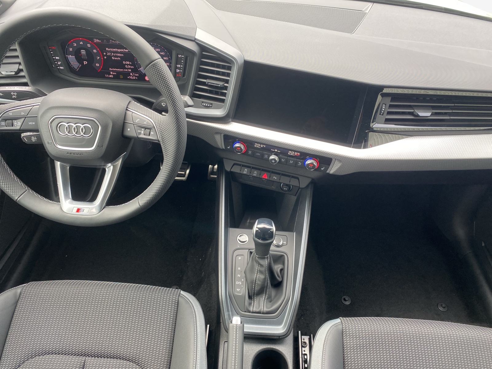 AUDI A1 Sportback 30 TFSI S-tronic-image-10