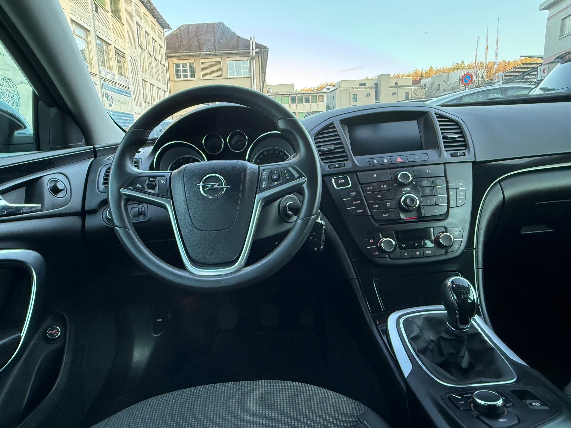 OPEL Insignia 2.0 Turbo Active Edition-image-8