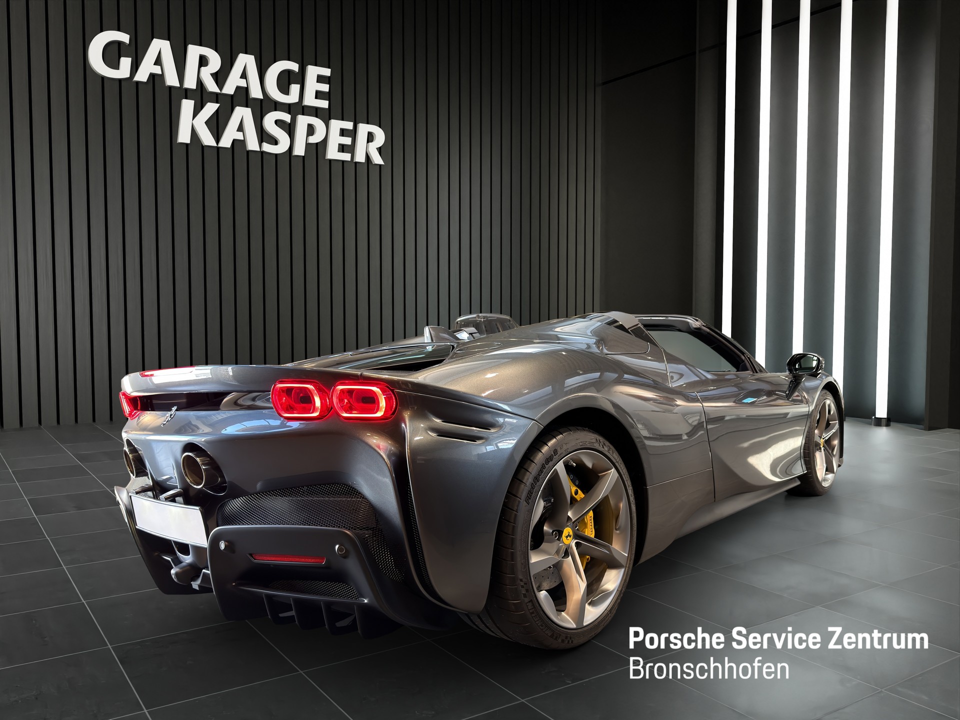 FERRARI SF90 Spider 4.0-image-4