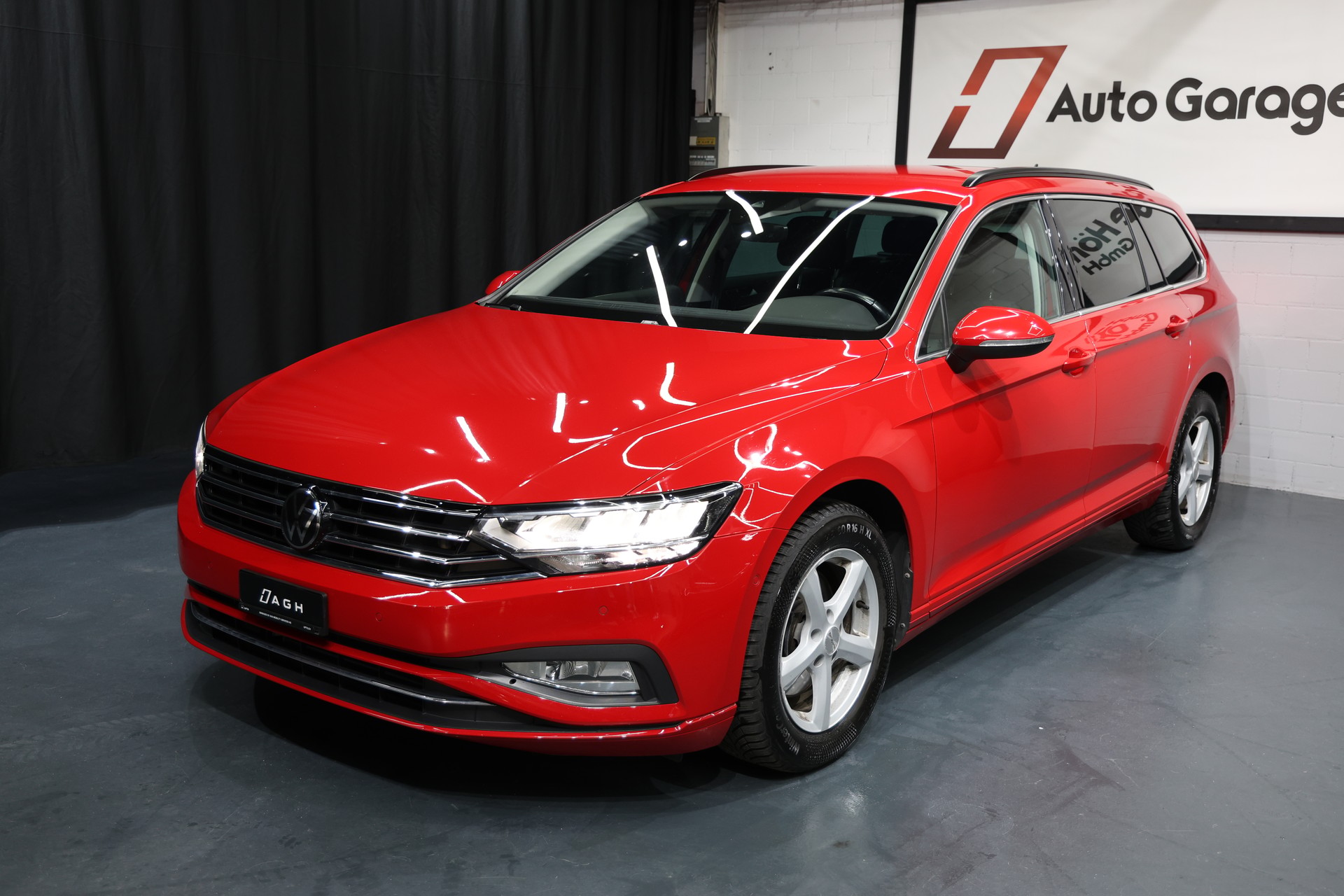 VW Passat 2.0 TDI BMT Business 4Motion DSG 200PS AHK-image-1