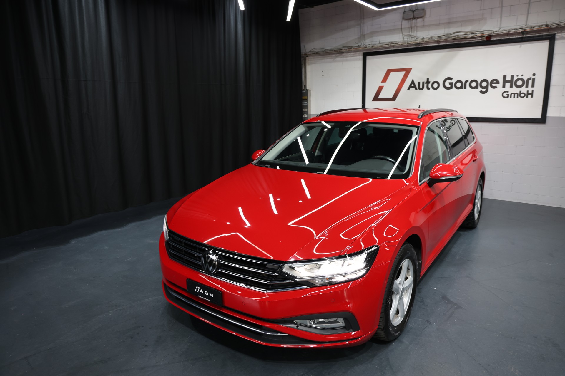 VW Passat 2.0 TDI BMT Business 4Motion DSG 200PS AHK-image-7
