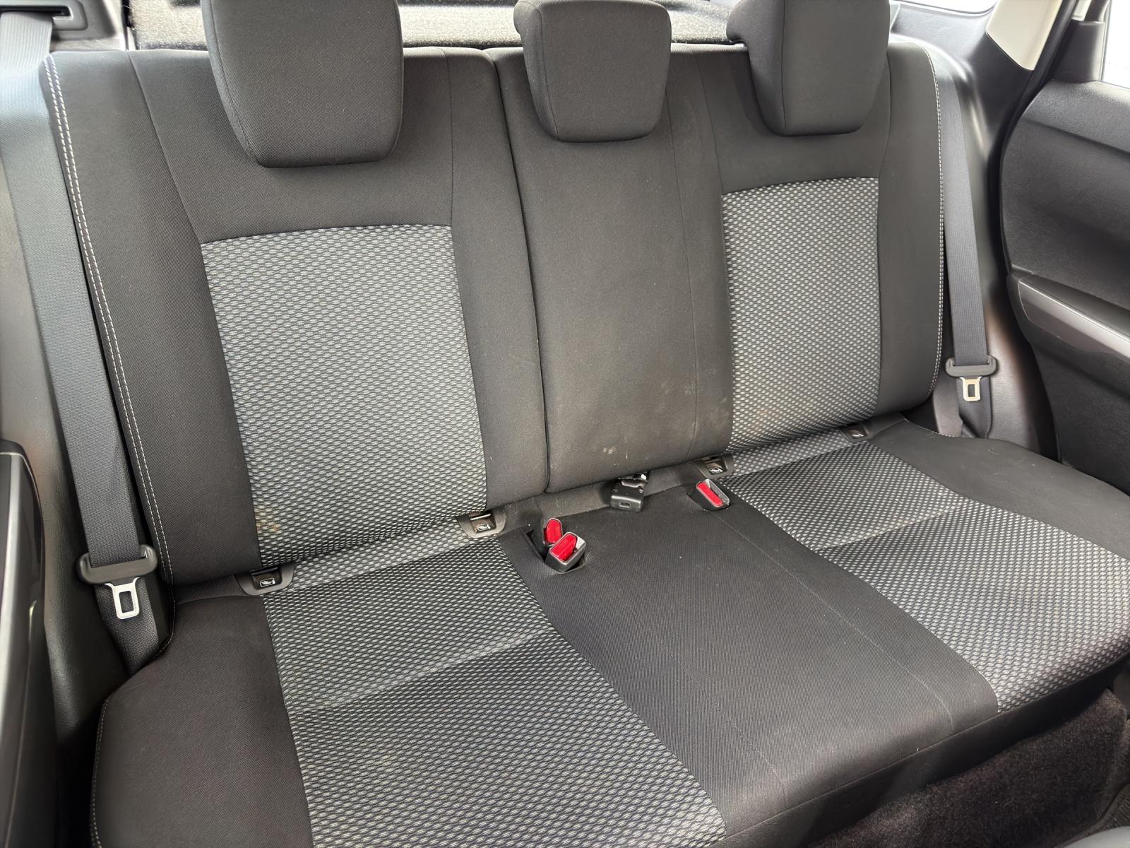 SUZUKI Vitara 1.5 Hybrid Compact + 4x4 AGS-image-17