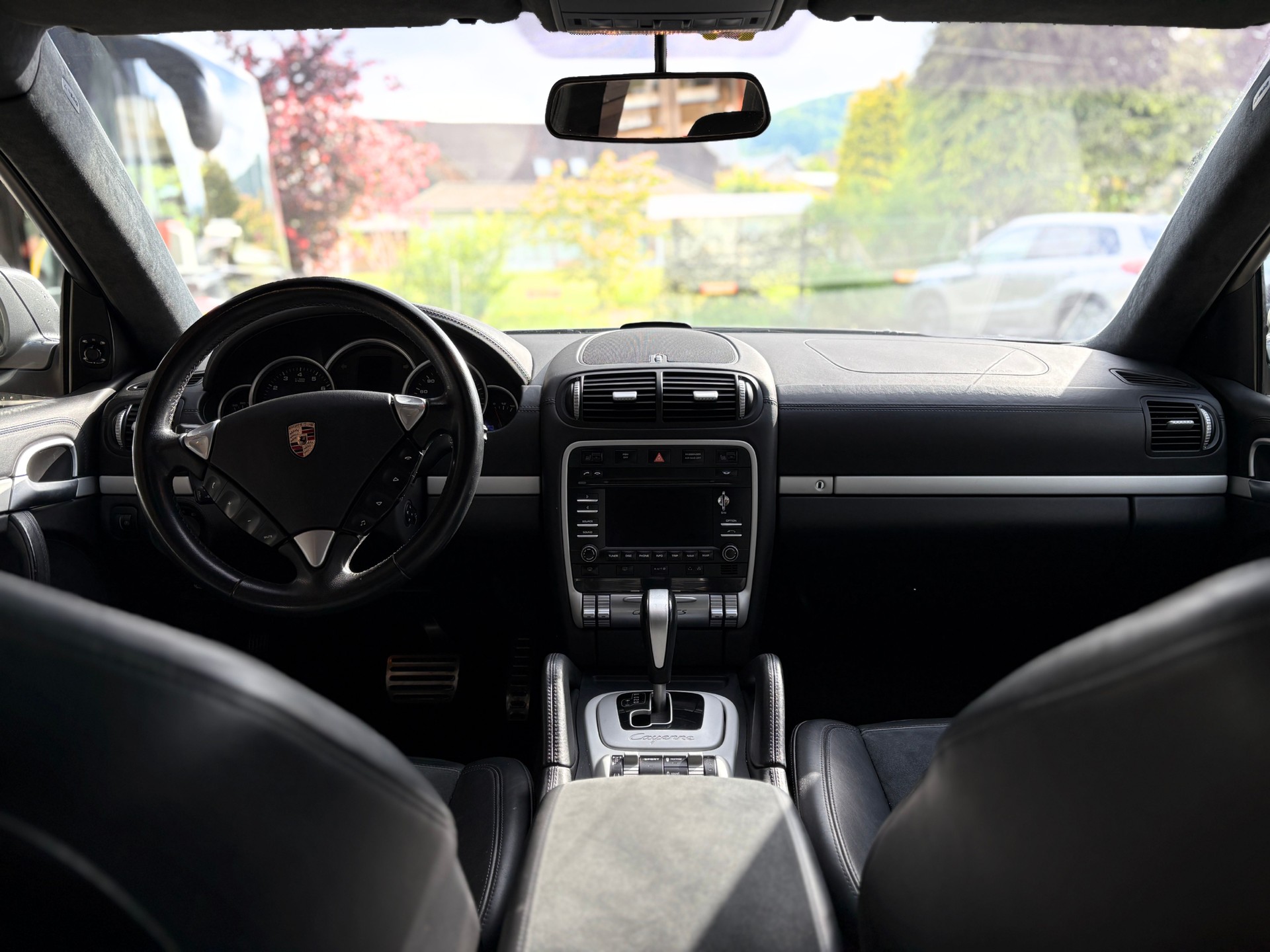 PORSCHE Cayenne GTS Tiptronic-image-9