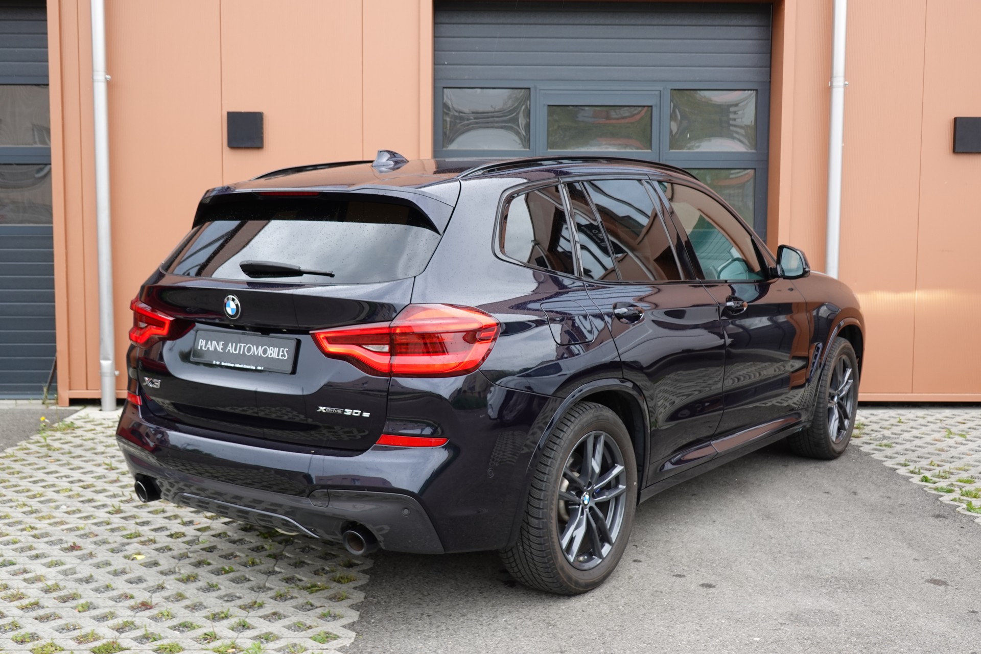 BMW X3 xDrive 30e M Sport - "CH Auto * Harman Kardon * Caméra + Capteurs * Roues 20'* Sieges M * Toit Ouvrant"-image-7