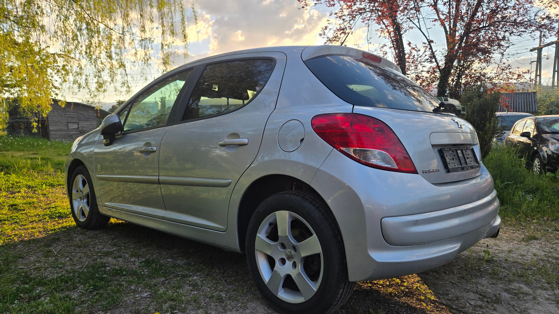 PEUGEOT 207 1.6 16V Sport Automatic-image-9