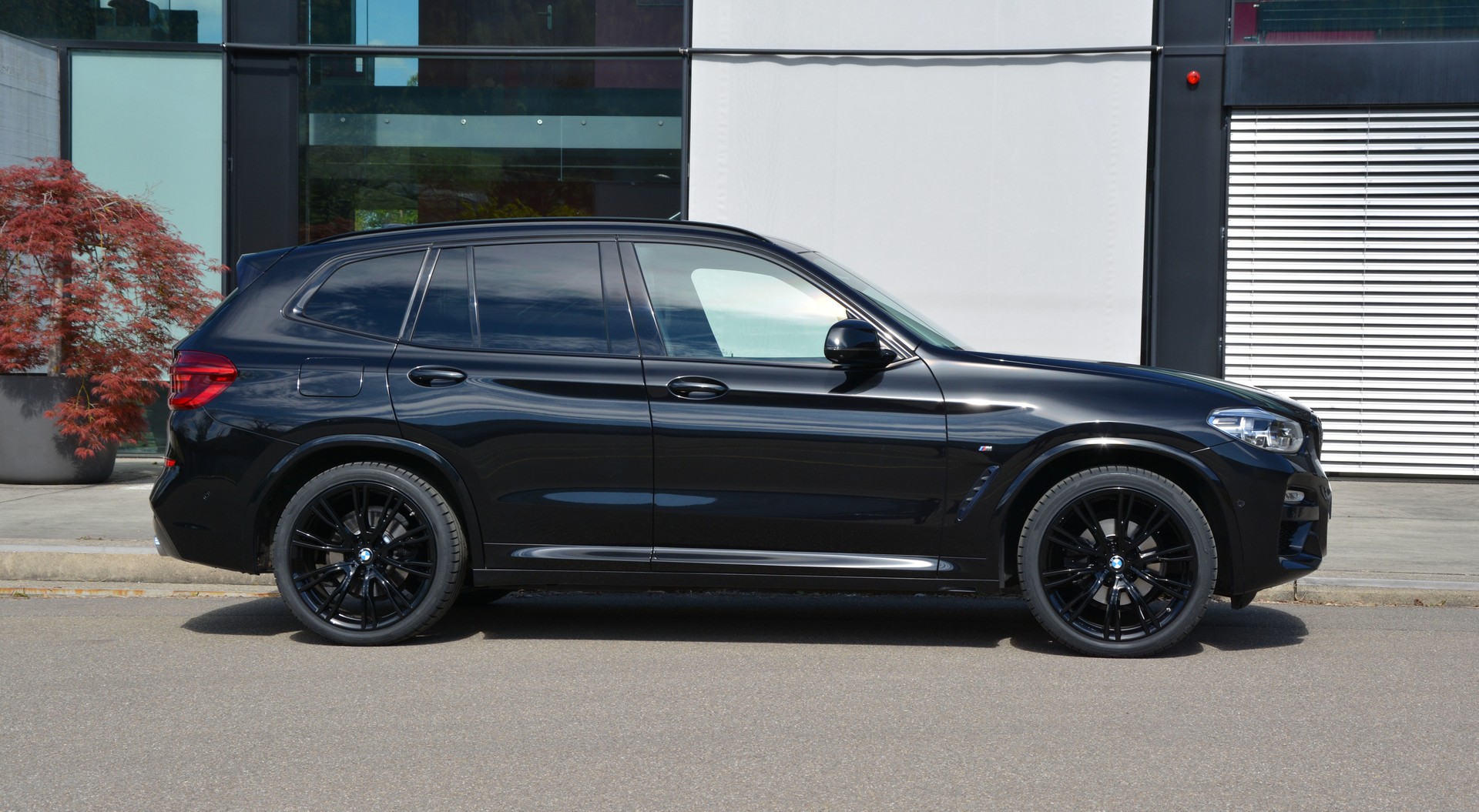 BMW X3 xDrive 20d Individual M Sport Steptronic-image-1