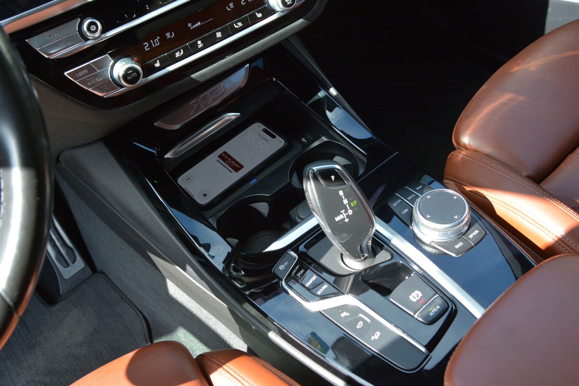 BMW X3 xDrive 20d Individual M Sport Steptronic-image-12