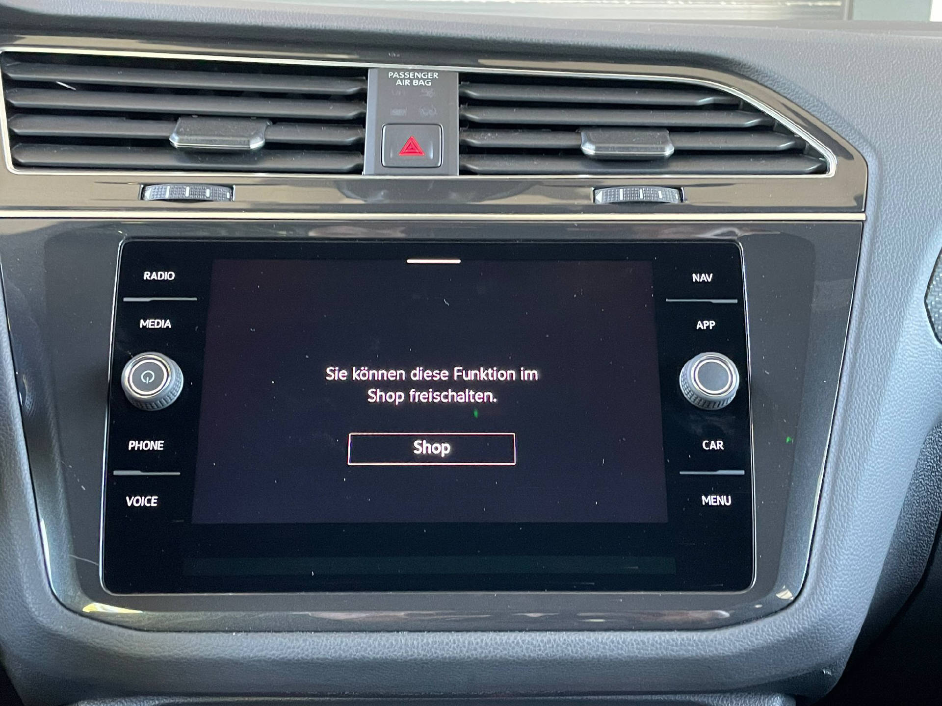 VW Tiguan 2.0 TSI R 75 Edition DSG-image-12