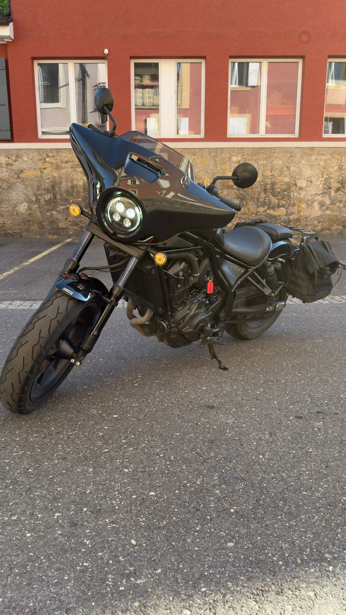 HONDA CMX 1100 DCTRebel-showroom-element-1