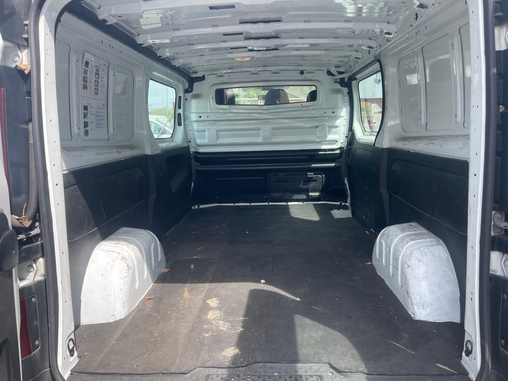 OPEL Vivaro 1.6 CDTI 2.9t L2H1-image-6