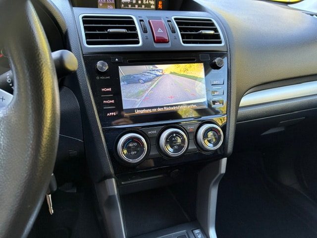 SUBARU Forester 2.0i Advantage Lineartronic-image-5