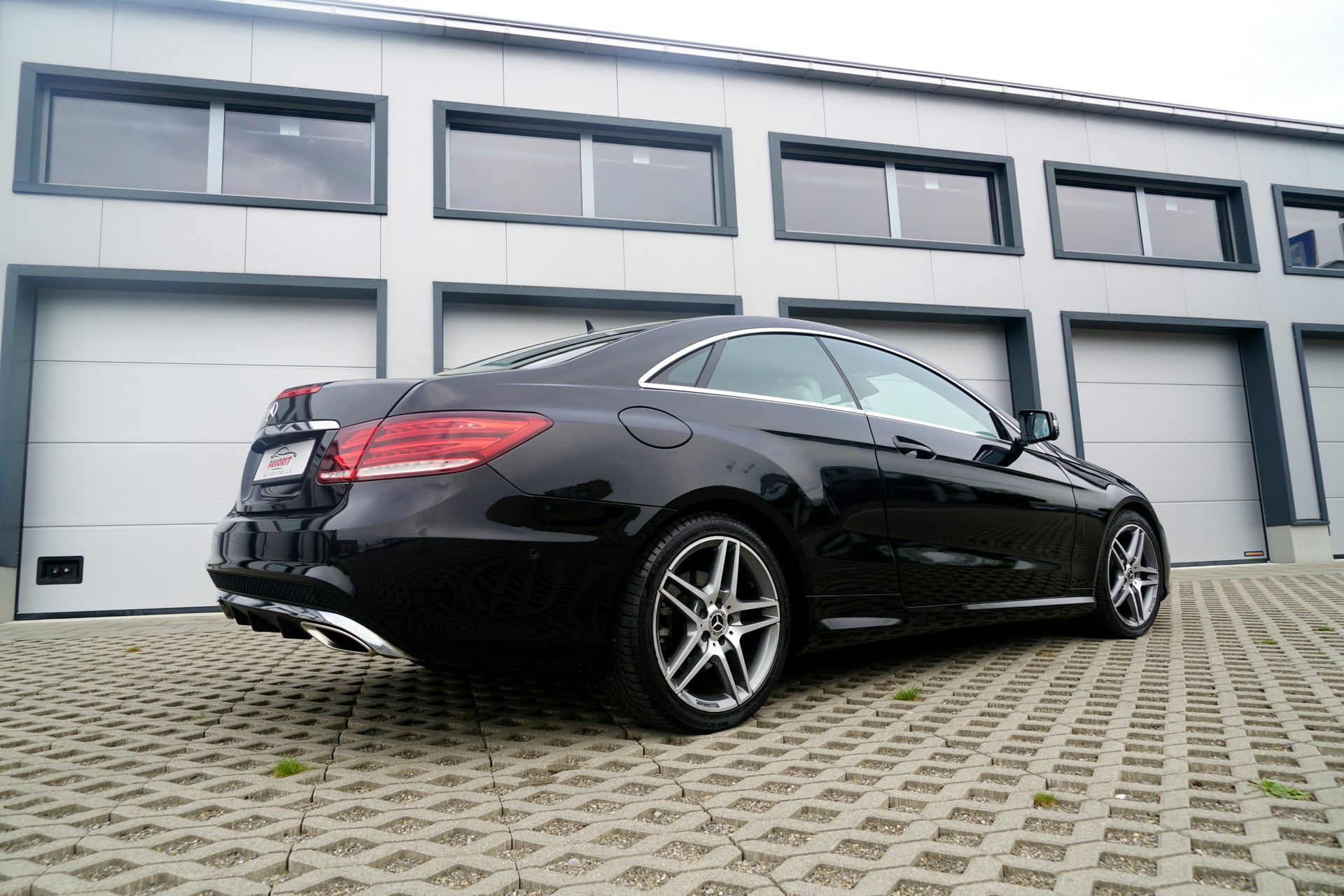MERCEDES-BENZ E 350 Sport-Paket AMG 4Matic 7G-Tronic (CH)-image-2