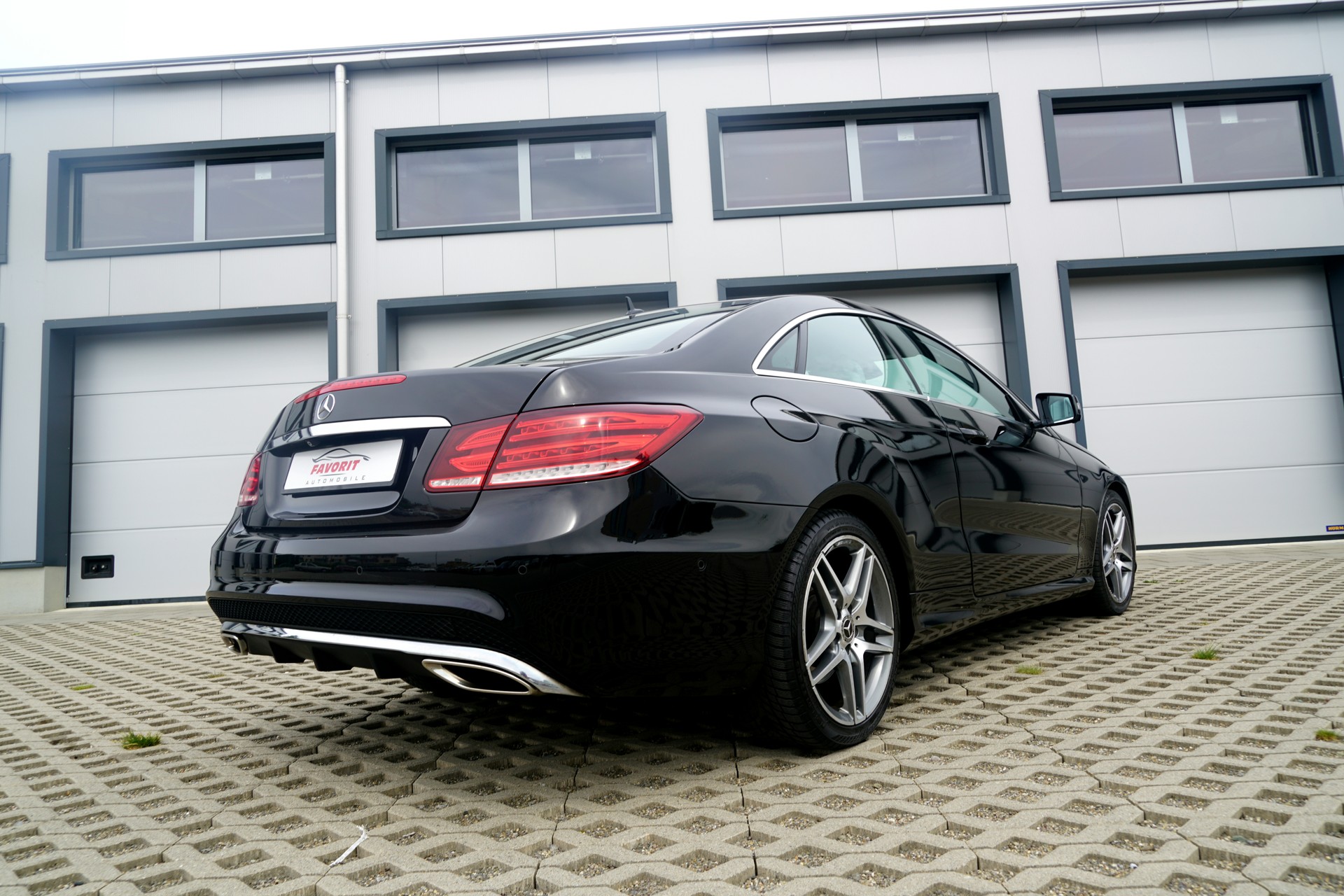 MERCEDES-BENZ E 350 Sport-Paket AMG 4Matic 7G-Tronic (CH)-image-12