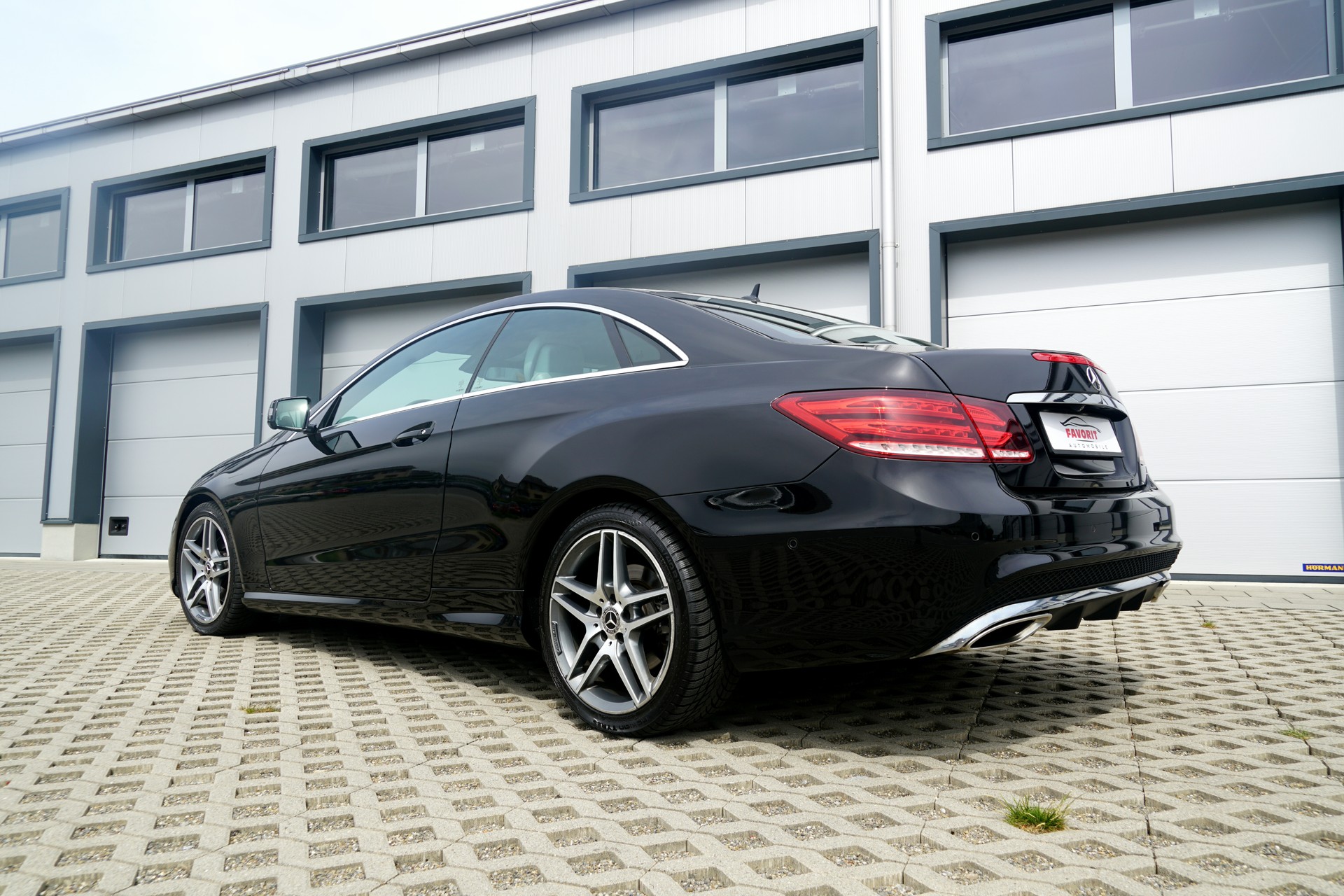 MERCEDES-BENZ E 350 Sport-Paket AMG 4Matic 7G-Tronic (CH)-image-3