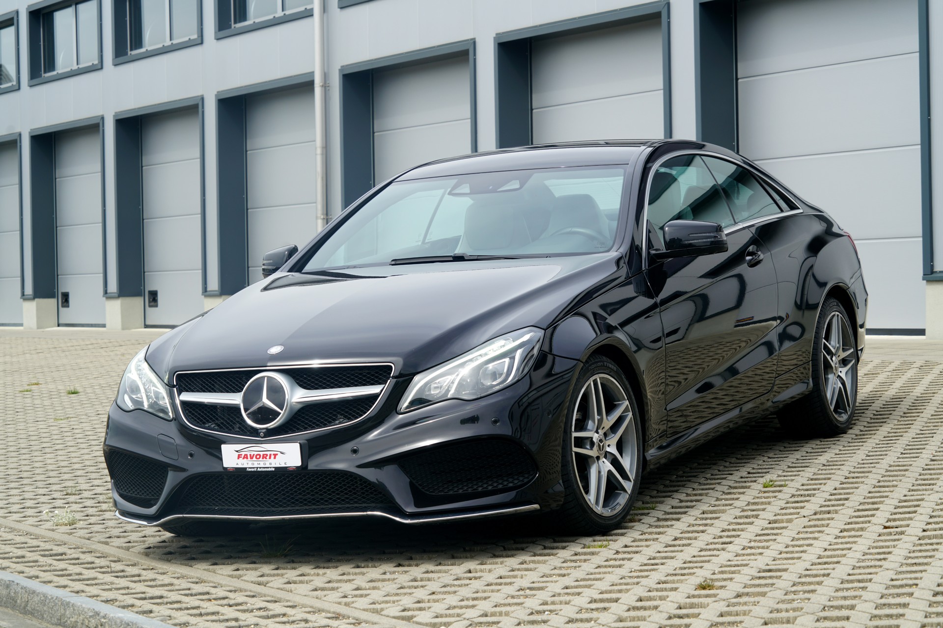MERCEDES-BENZ E 350 Sport-Paket AMG 4Matic 7G-Tronic (CH)