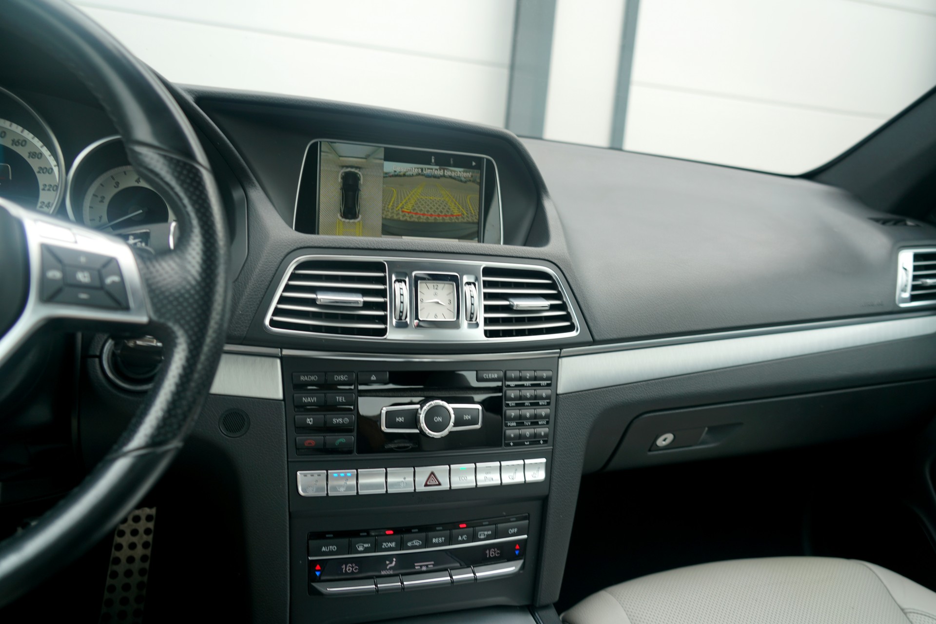 MERCEDES-BENZ E 350 Sport-Paket AMG 4Matic 7G-Tronic (CH)-image-8