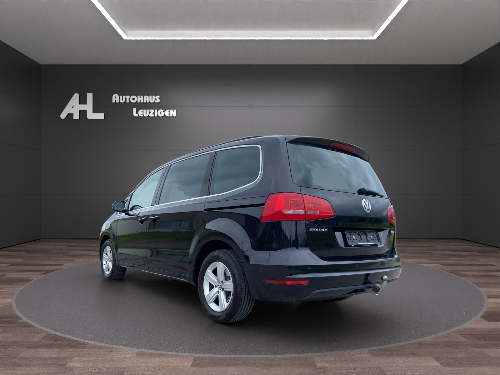 VW Sharan 2.0 TDI BMT Comfortline DSG-image-2