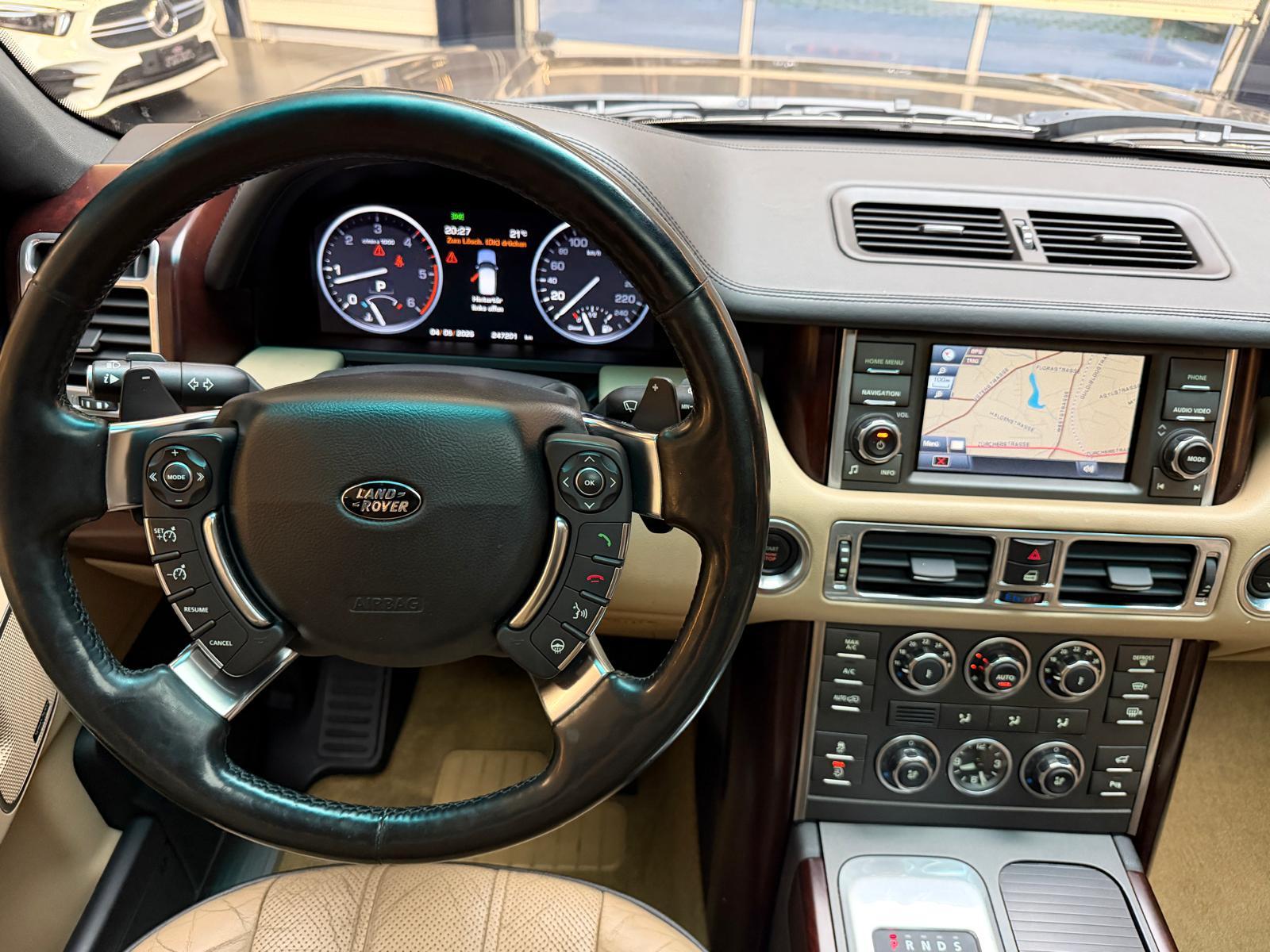 LAND ROVER Range Rover 4.4 TDV8 Vogue-image-13