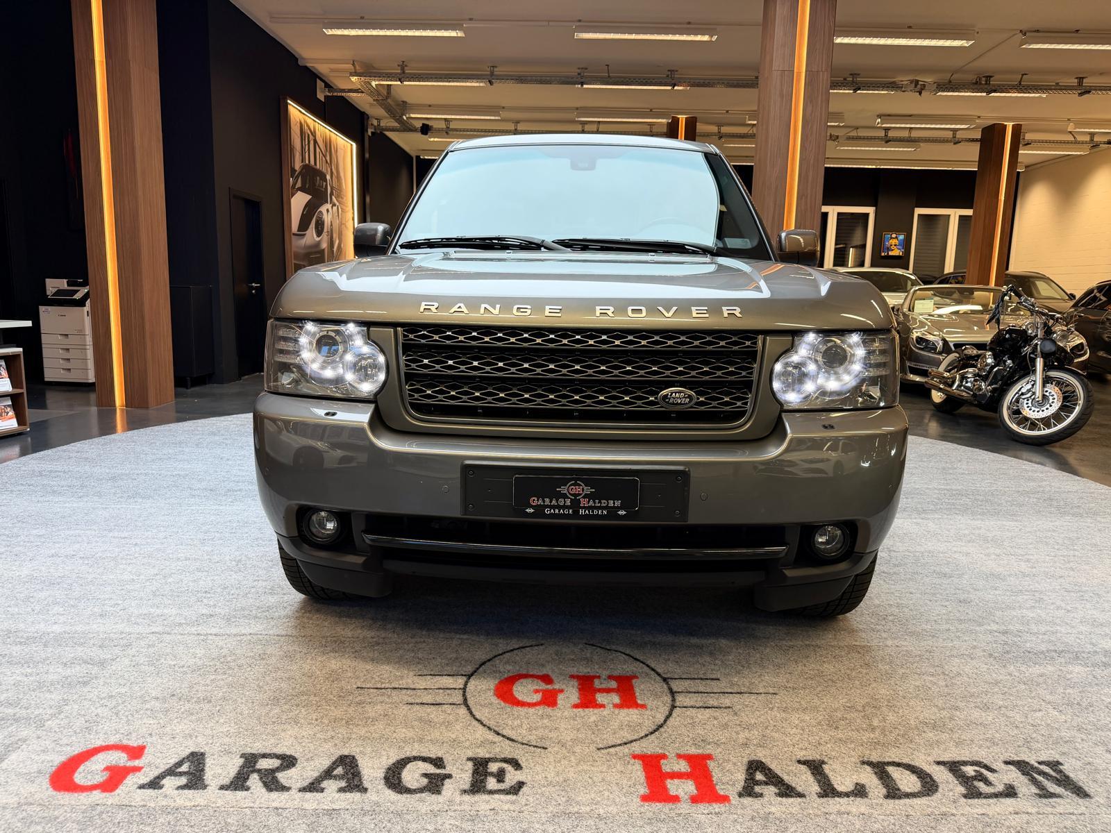 LAND ROVER Range Rover 4.4 TDV8 Vogue-image-1