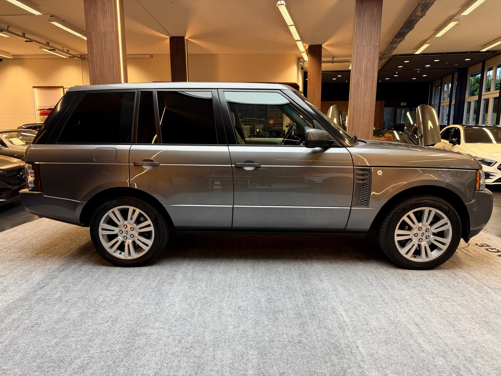 LAND ROVER Range Rover 4.4 TDV8 Vogue-image-8