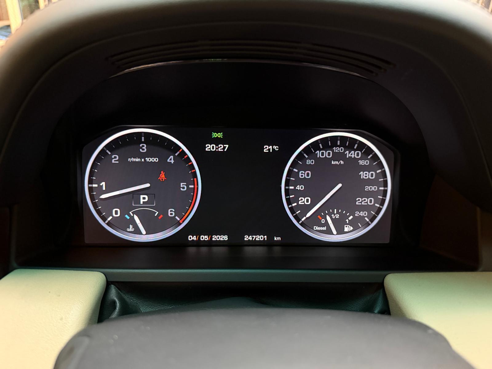 LAND ROVER Range Rover 4.4 TDV8 Vogue-image-22