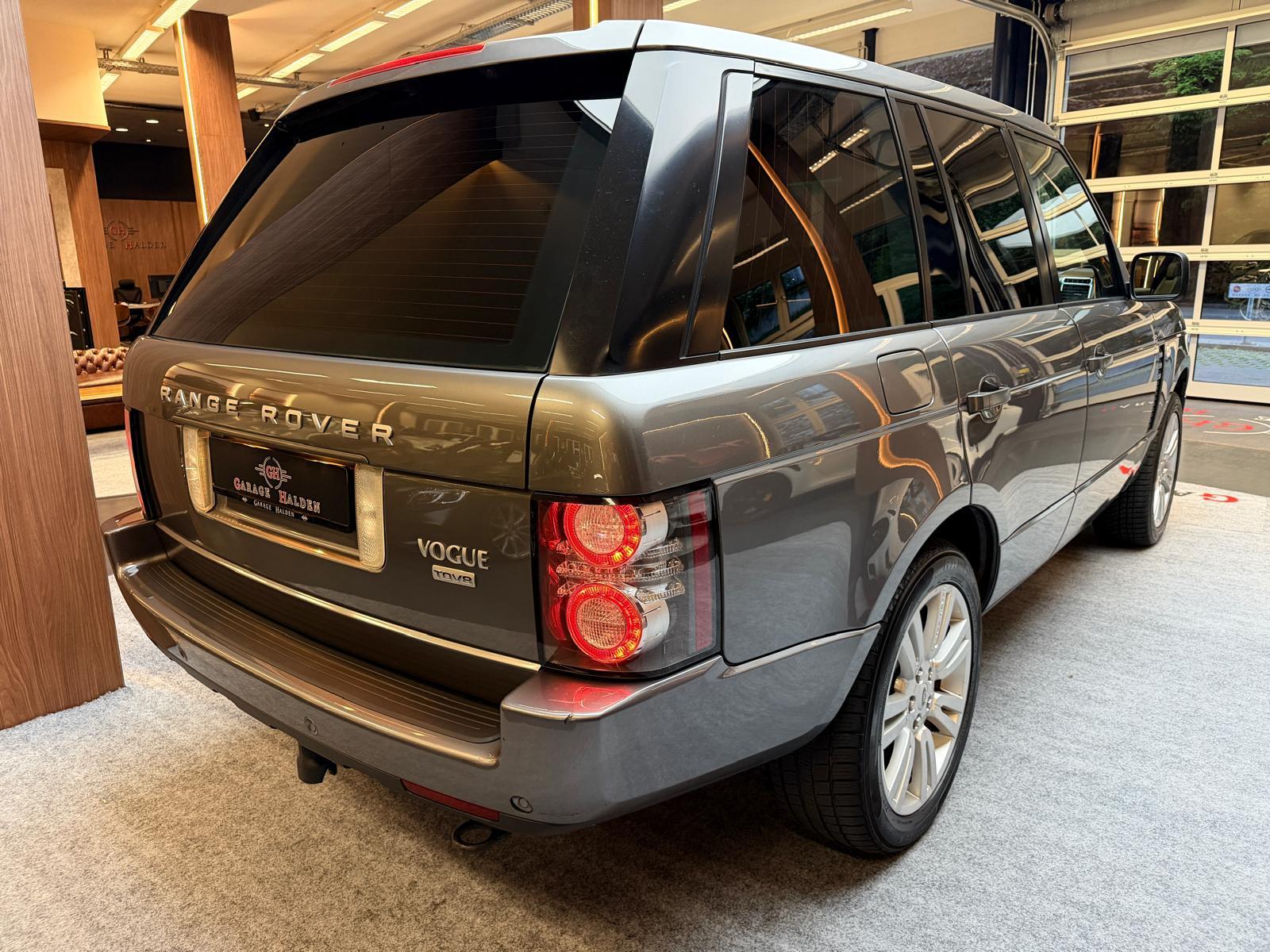 LAND ROVER Range Rover 4.4 TDV8 Vogue-image-7