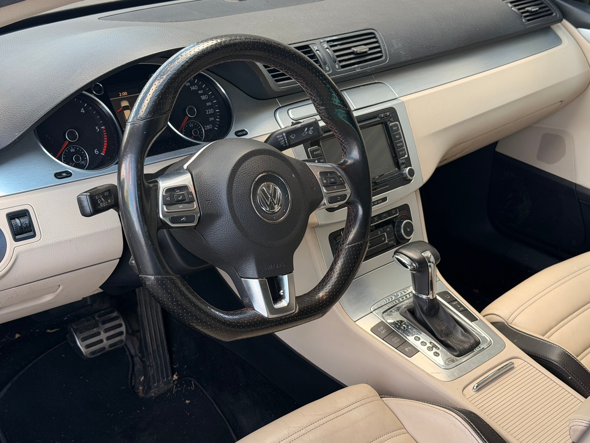 VW Passat CC 2.0 TDI DSG-image-8