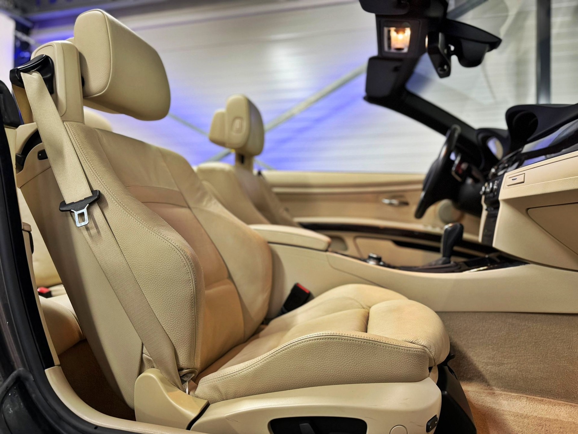 BMW 325i Cabriolet Steptronic-image-20