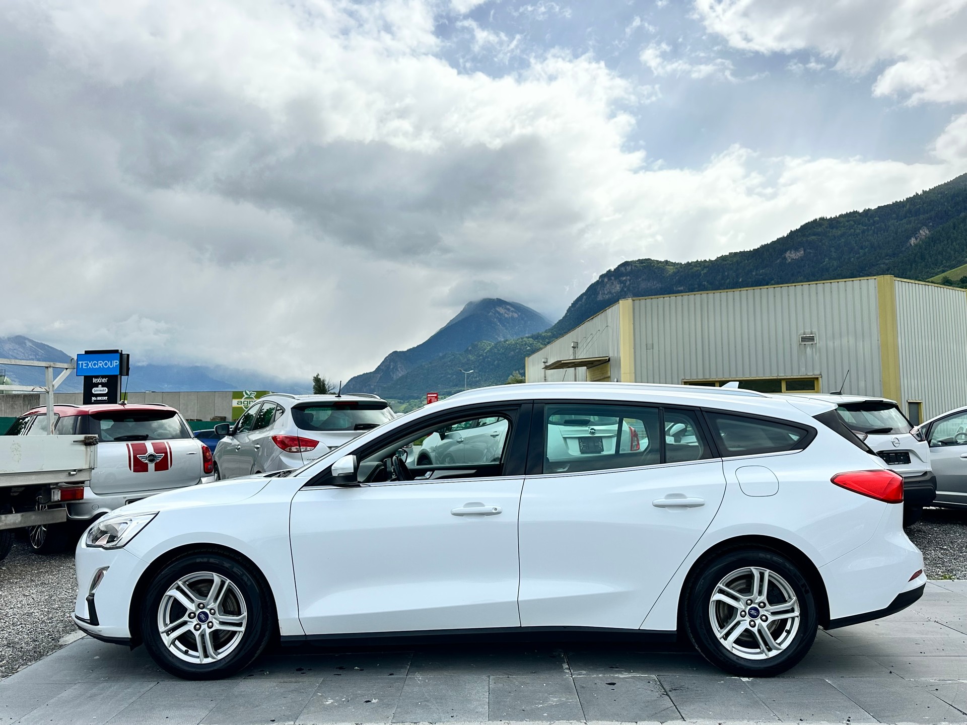 FORD Focus 1.5 SCTi Business Automatic-image-6