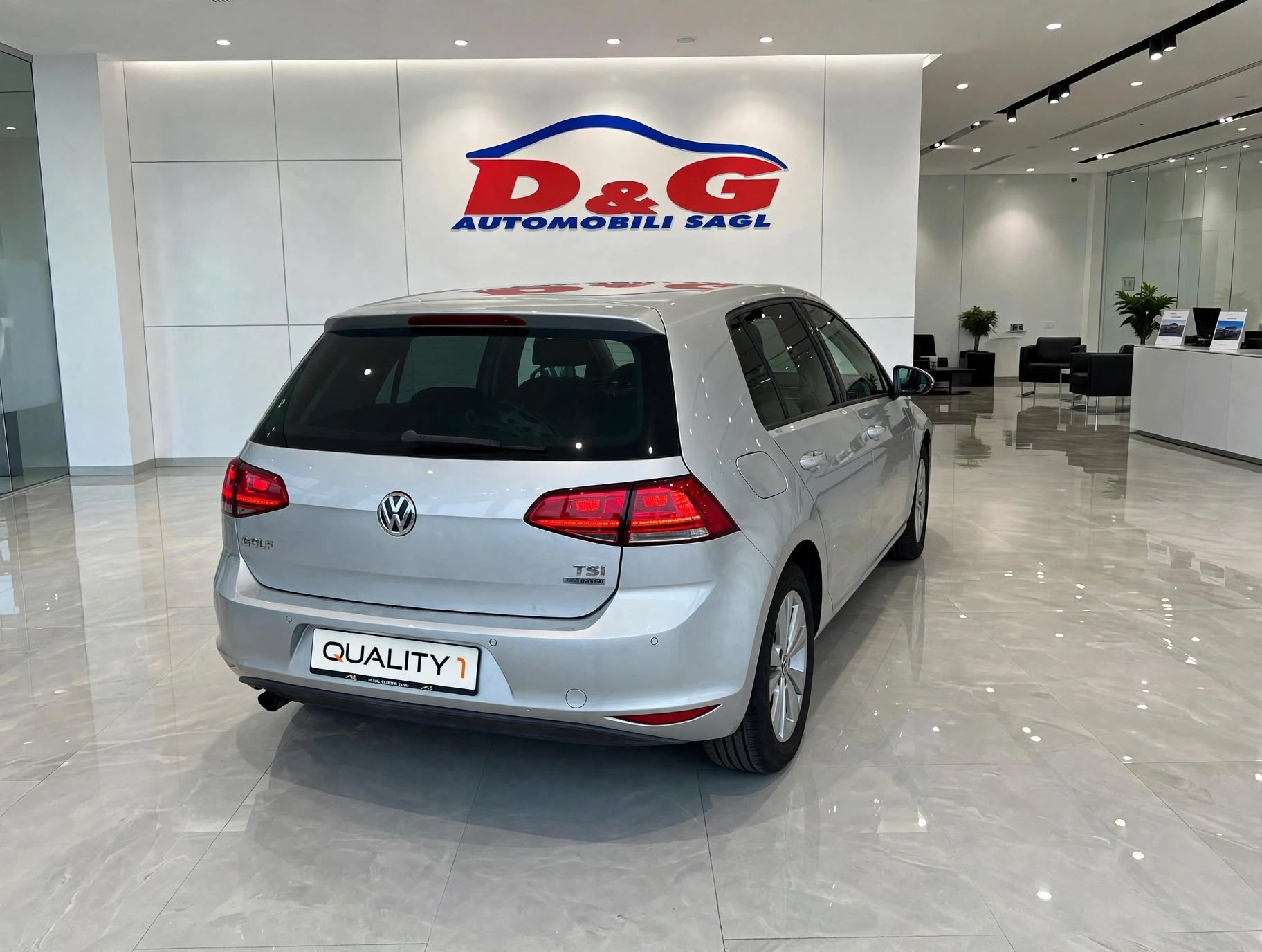 VW Golf 1.2 TSI Trendline DSG-image-4